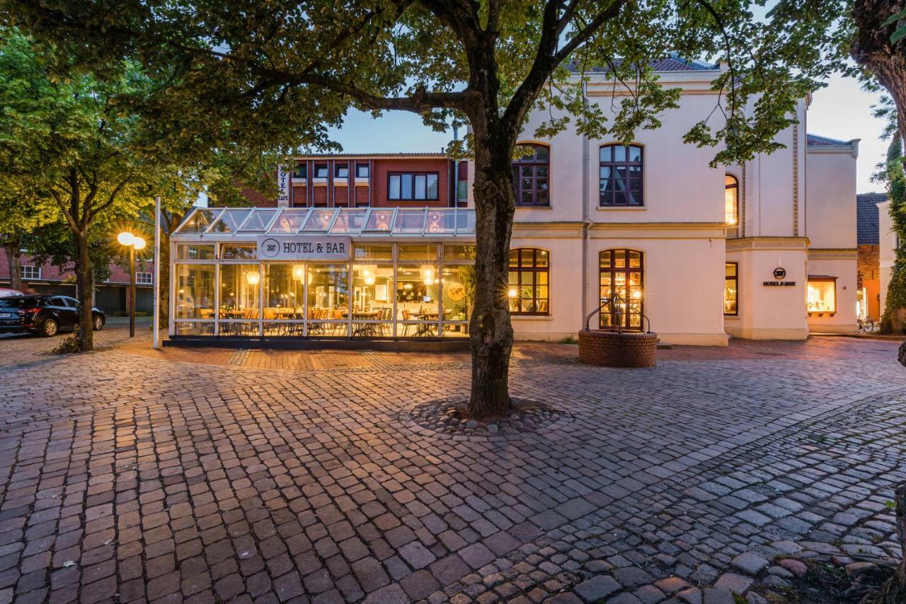 360 Grad Hotel & Bar Leer Exteriér fotografie
