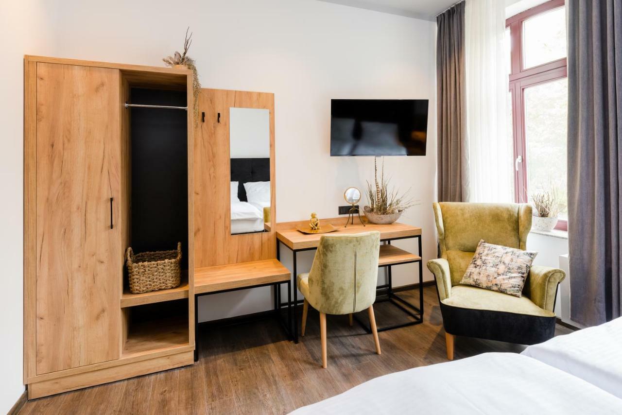360 Grad Hotel & Bar Leer Exteriér fotografie